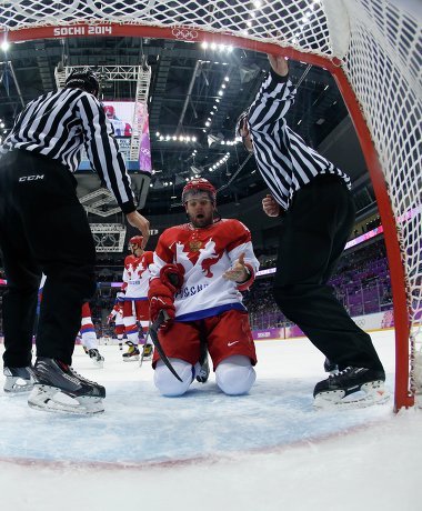 Хоккей Финляндия - Россия.jpg